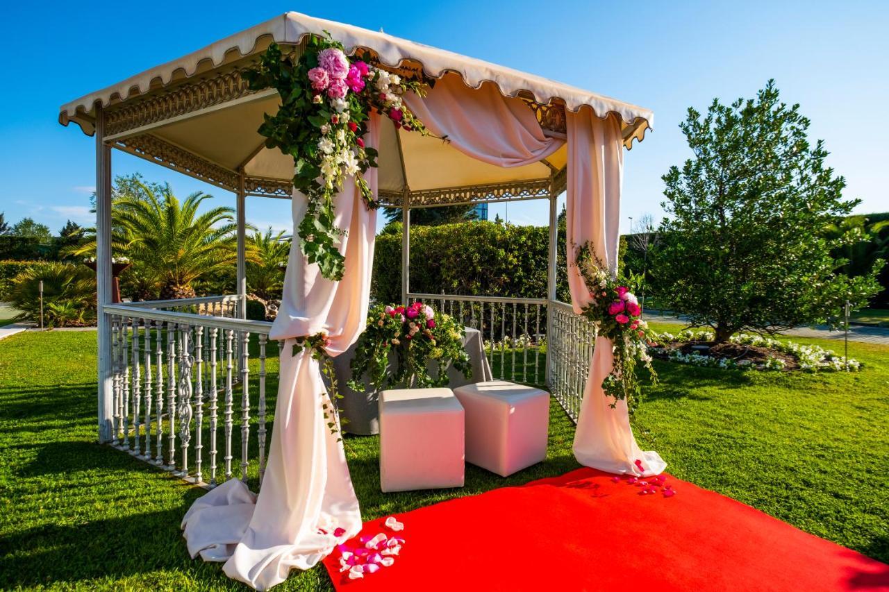 Hotel Attica21 Las Rozas Kültér fotó